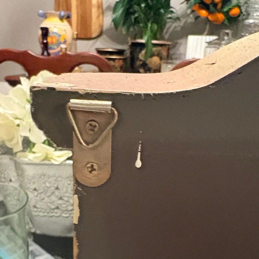 N/A charming vintage